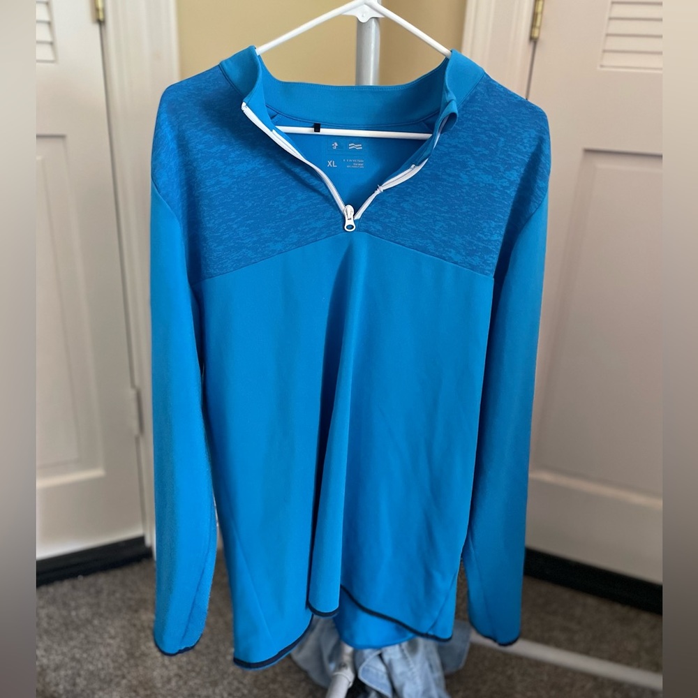 adidas’s shirt is available The texture is of high quality